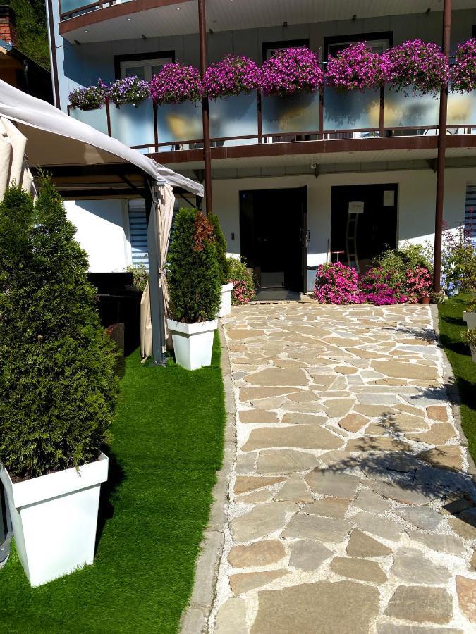 Bed and Breakfast Zeleni Dvor Рибарска Баня Экстерьер фото